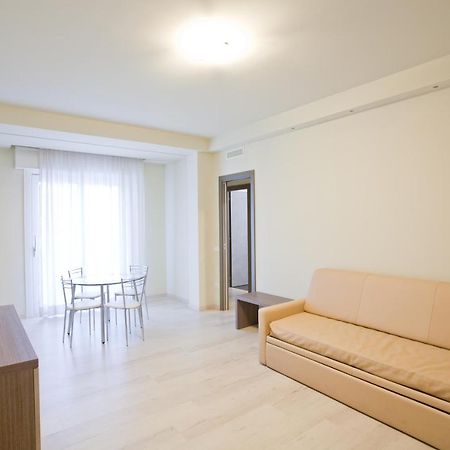 צ'סנטיקו Residence Elisabetta מראה חיצוני תמונה