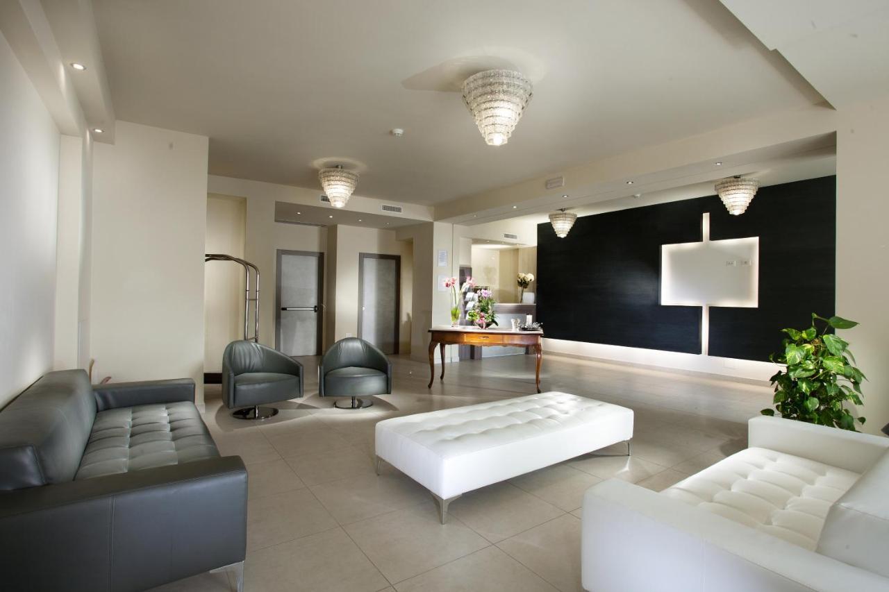 צ'סנטיקו Residence Elisabetta מראה חיצוני תמונה